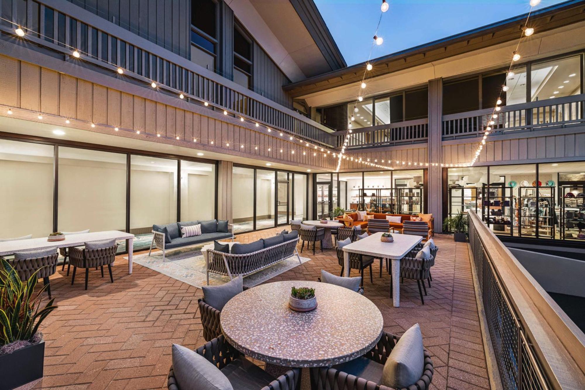 The Woodlands Resort, Curio Collection By Hilton Екстер'єр фото